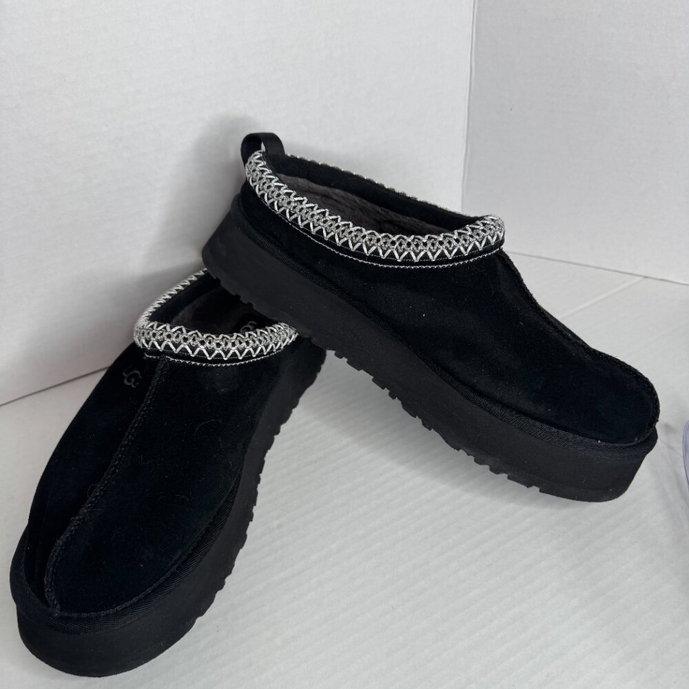 UGG Clogs - Picture 6 of 6